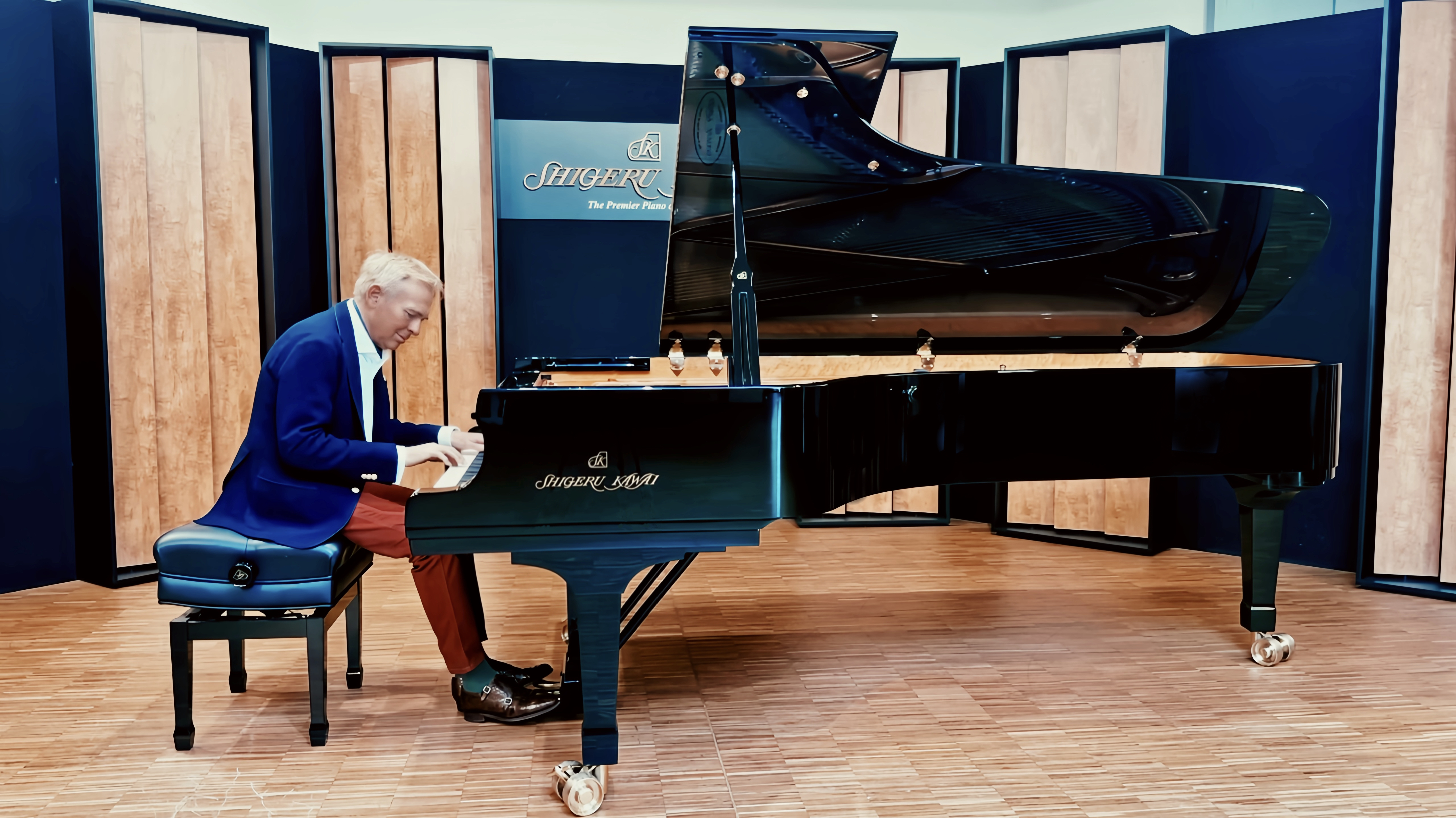 Kevin Forbes am Shigeru-Kawai-Konzertfl&uuml;gel
